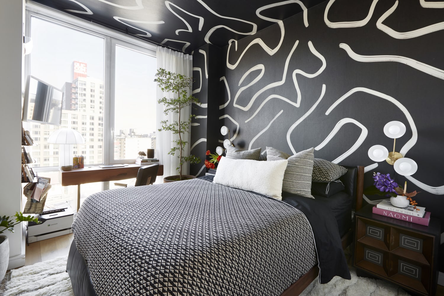 Grey and black clearance room theme